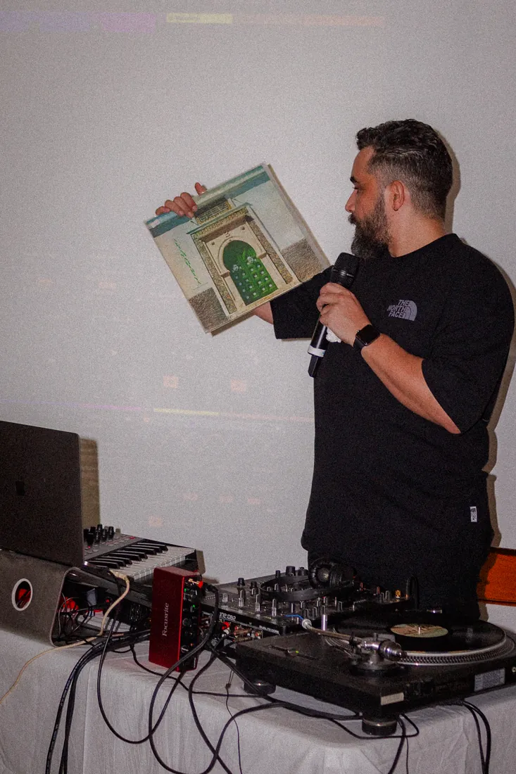 Semir Lajmi presenting a record at the masterclass